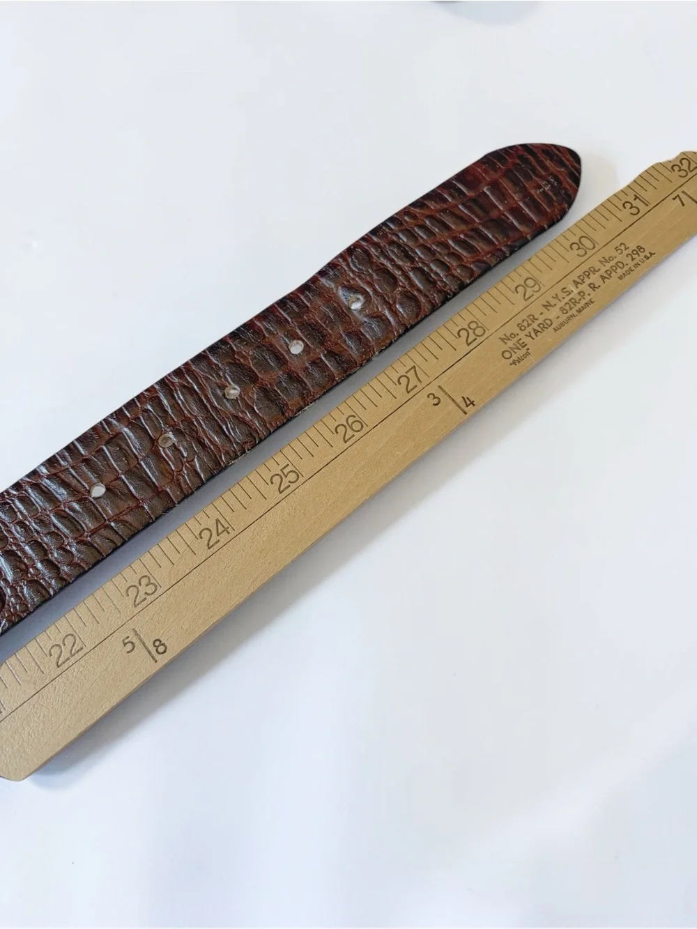 The Ritz Collection Croc-Embossed Leather Brown Belt Art Deco Gold Buckle XS